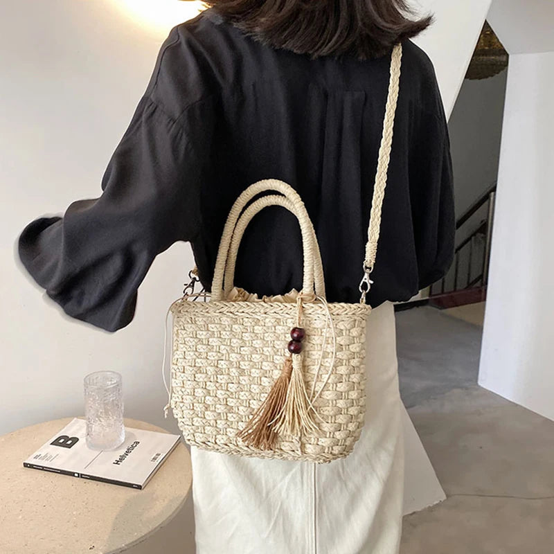 Fashion Tassel Straw Handbag Beach Hand-Woven Rattan Purse