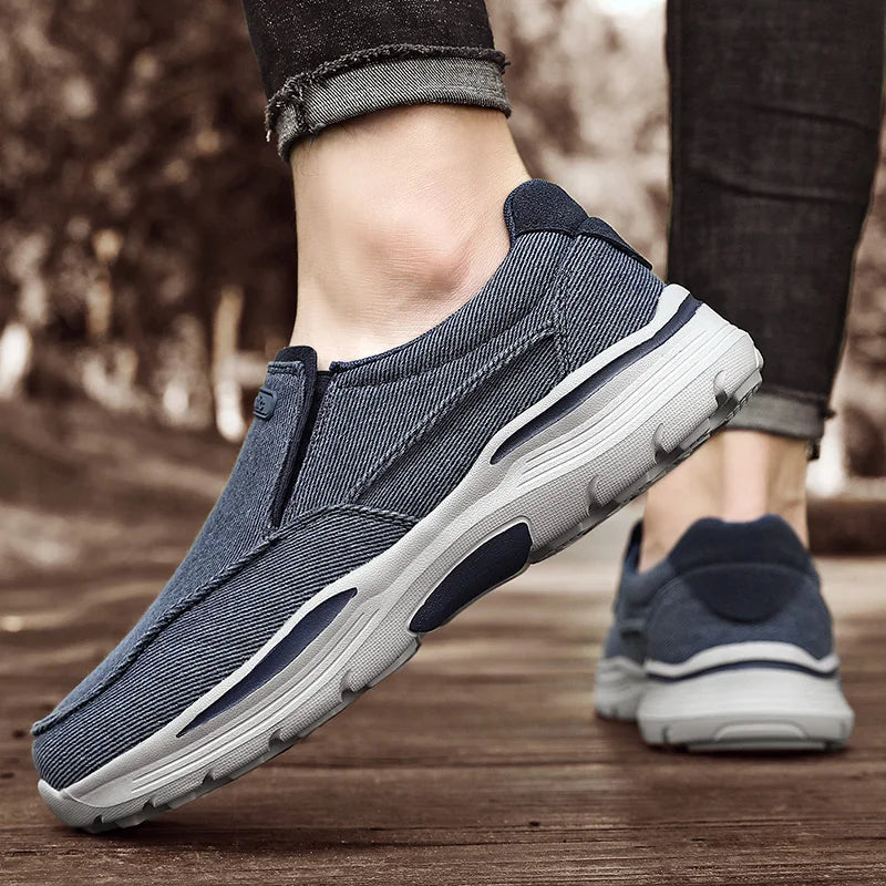 Men's Canvas Vulcanized Shoes Breathable Loafers Walking Shoes