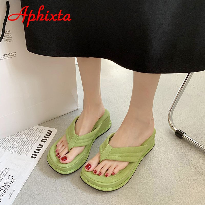 Platform Flip Flops Women Leisure  5cm Wedge Heel