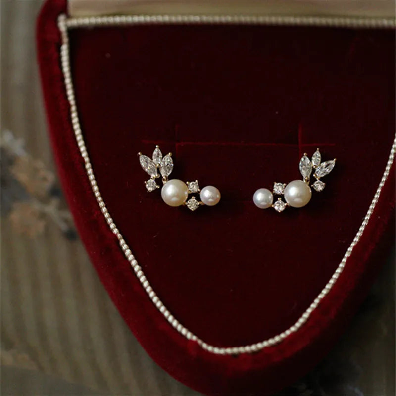 Plated Women French Retro Pearl Zircon Earring