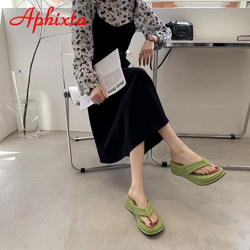 Platform Flip Flops Women Leisure  5cm Wedge Heel