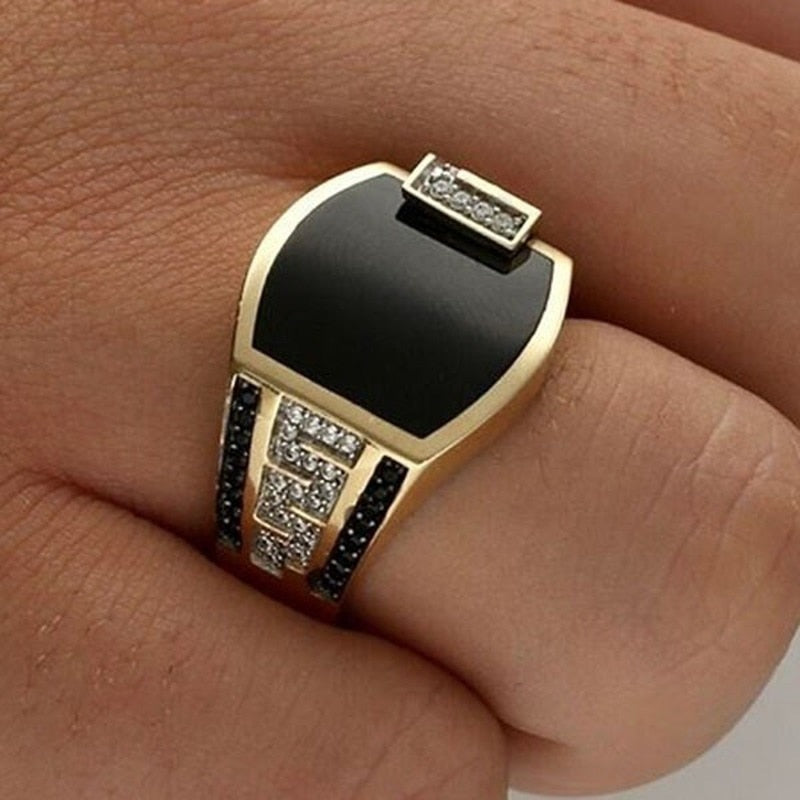 Classic Ring Fashion Metal Gold Color Inlaid Black Stone