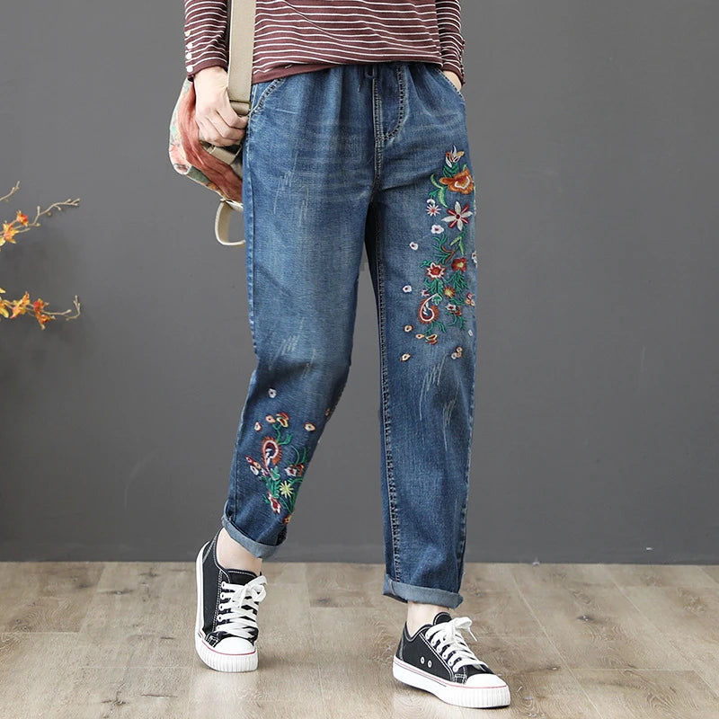 Women's Denim Pants Vintage Flower Embroidery Casual Loose