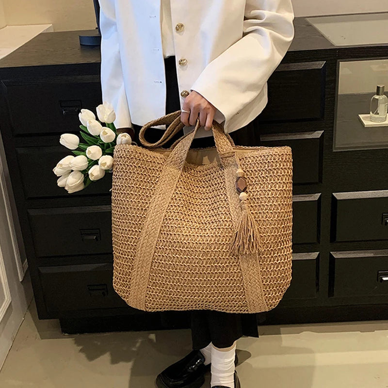 Design Straw Woven Tote Bag Casual Large Capacity Tassel Handbags