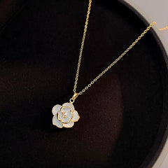 Flower Pendant Necklace Women's Fashion Jewelry