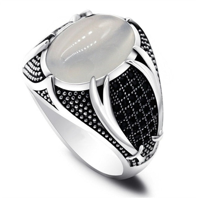 Classic Ring Fashion Metal Gold Color Inlaid Black Stone