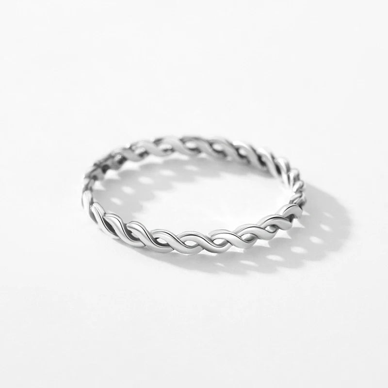 Silver Texture Twisted Thin Sackable Finger Ring Vintage Trendy