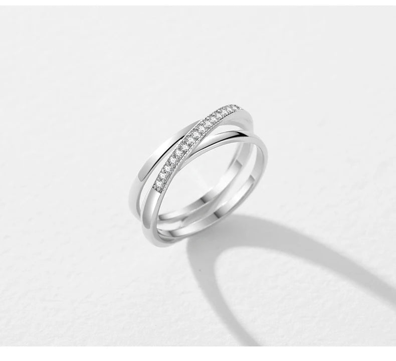 Geometric Smooth Pave Setting Finger Ring