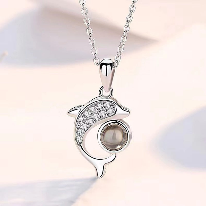 style retro trend moon necklace