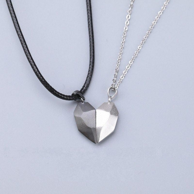 Fashion Magnetic Couple Lovers Gothic Punk Heart Pendant Necklace