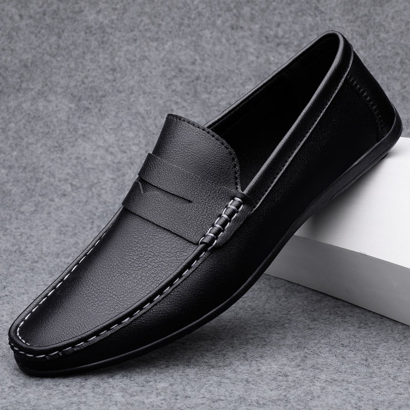 Casual Men Loafer Shoes White Black Slip-On Big Size