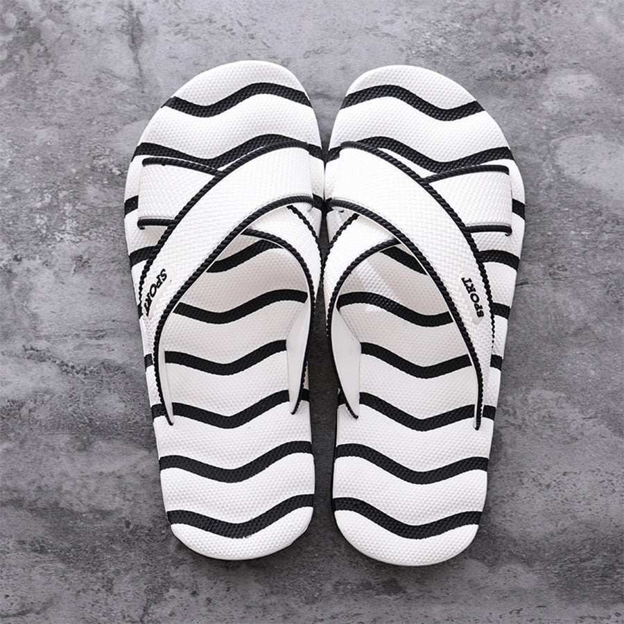 Beach Men Slippers Outdoor Wave Stripe Slippers Comfortable and Soft