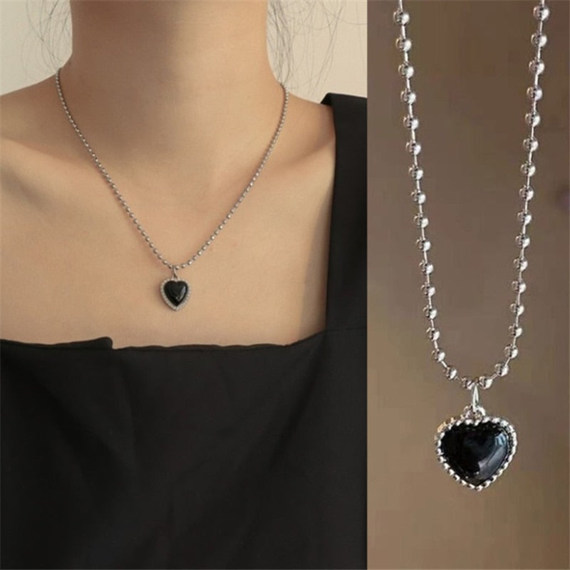 Black Heart Necklace French Metal Love Clavicle Chain Simple