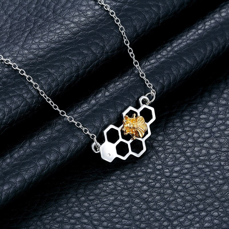 Fashion Necklace Girl Honeycomb Bee Animal Pendant Classic