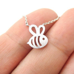 Dainty Feminine Gold Bee Animal Pendants Necklaces