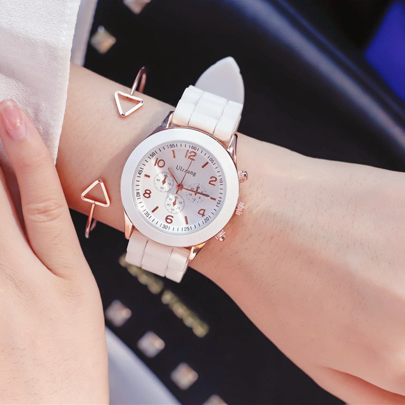 Fashion Casual Ladies White Silicone Quartz Watch Ladies Sport Digital