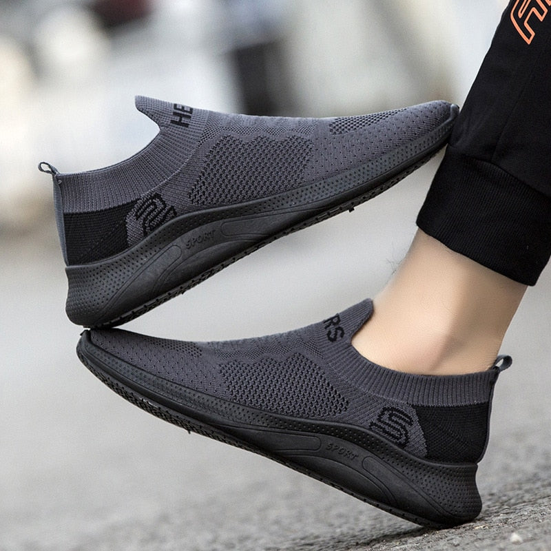 Men Sneakers Casual Shoes Slip on loafers Lightweight Shoes