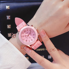 Fashion Casual Ladies White Silicone Quartz Watch Ladies Sport Digital