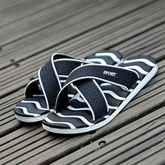 Beach Men Slippers Outdoor Wave Stripe Slippers Comfortable and Soft