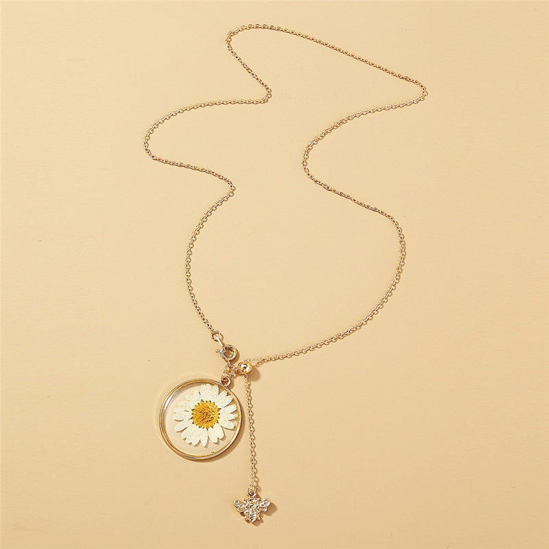 Double Layers Daisy Bee Pendant Tiny Honey Necklace