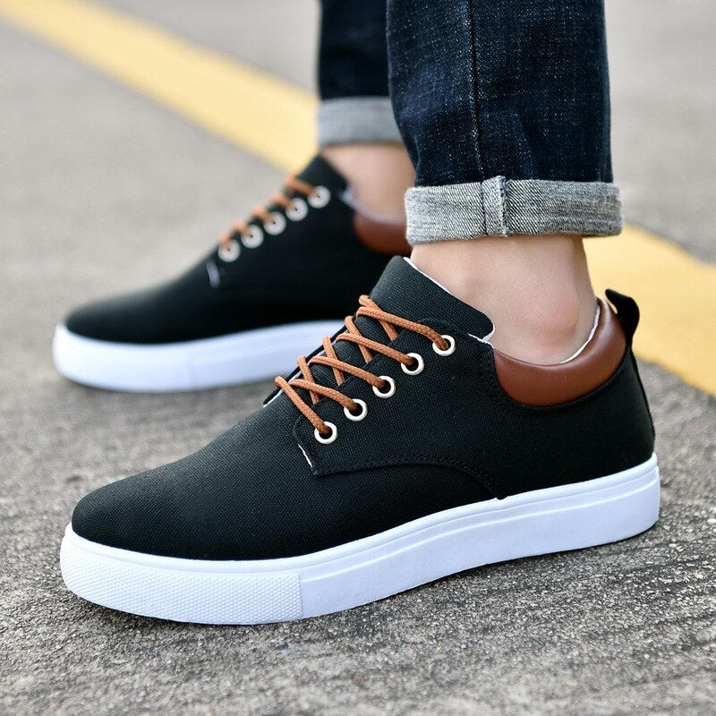 Mens Casual shoes Lightweight sneakers Breathable flat Footwear