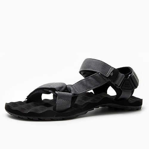 men's shoes light and watherproof sandals men Wear-resistant casual shoes