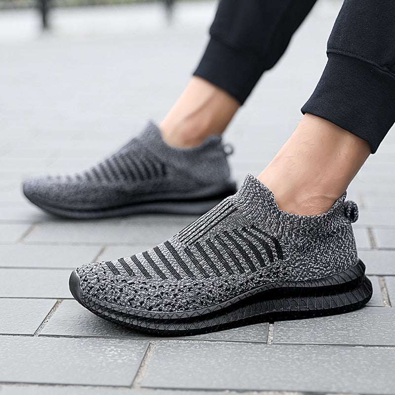 Shoes Lightweight Sneakers Men Breathable Slip on wear-resistant Loafers