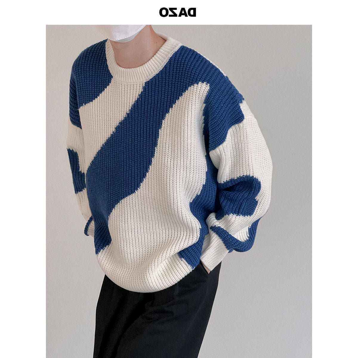 O-Neck Knit Sweater Men Cow Patchwork Pullover Men Loose Sweater