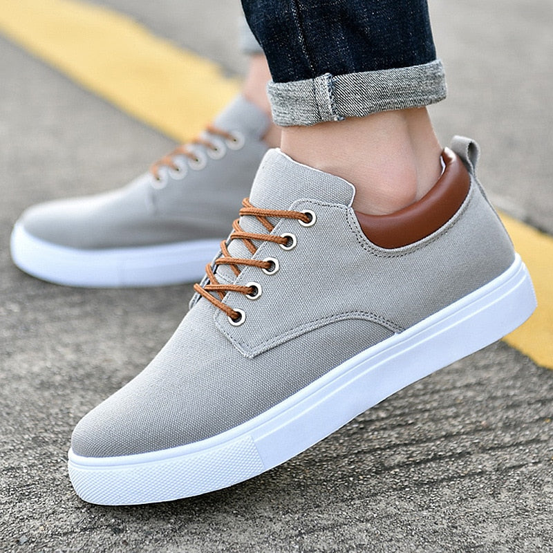 Mens Casual shoes Lightweight sneakers Breathable flat Footwear