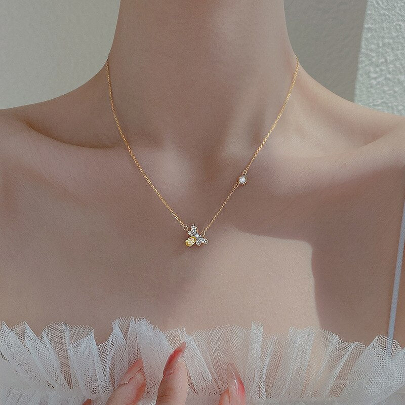 Bee Necklace Ladies Simple Clavicle Chain Shiny Zircon Necklace