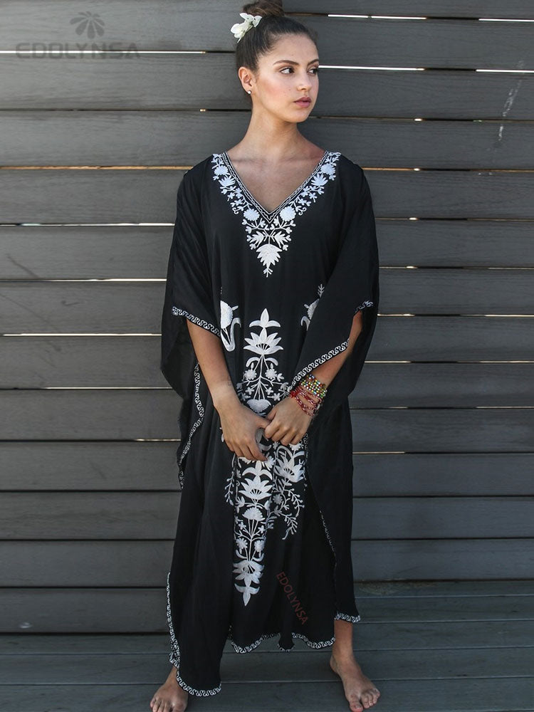 Elegant Gold Embroidered Kaftan Retro V-neck White Dress