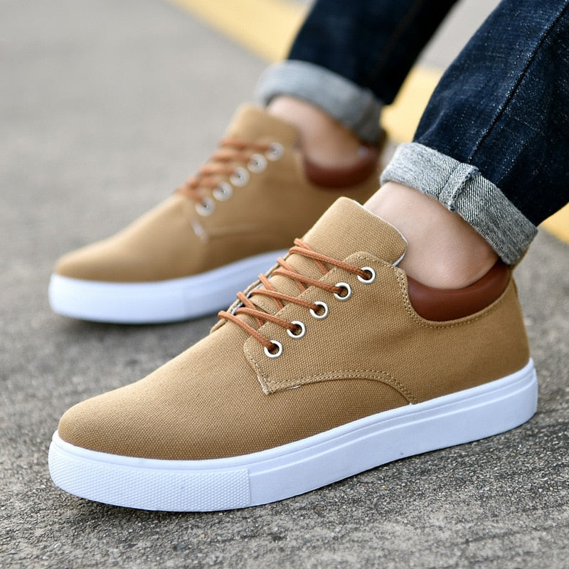 Mens Casual shoes Lightweight sneakers Breathable flat Footwear