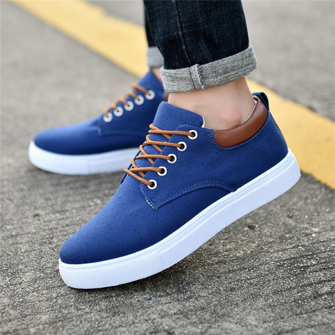 Mens Casual shoes Lightweight sneakers Breathable flat Footwear